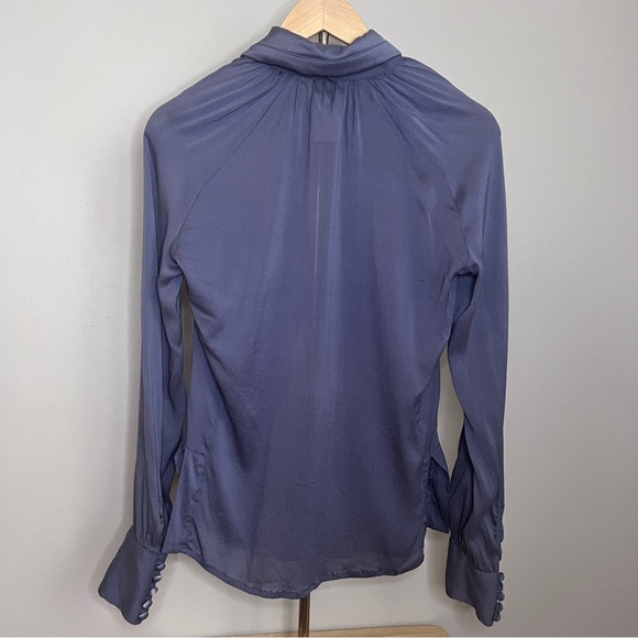 Just Cavalli Silk Long Sleeve Blouse Purple Size 42 5-Button Cuffs EUC - Picture 4 of 8